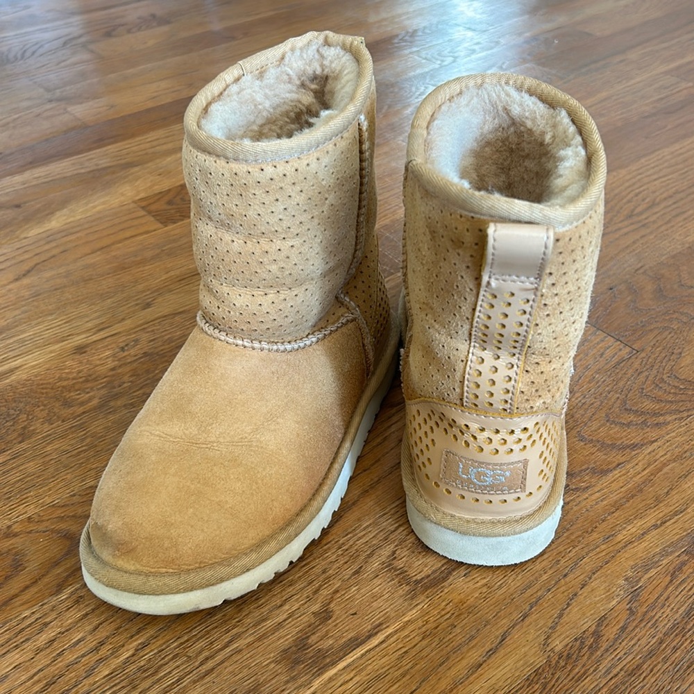 Children’s Tan perforated UGG’s